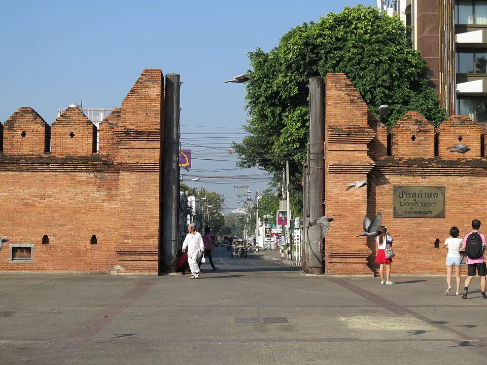Tha Phae Gate