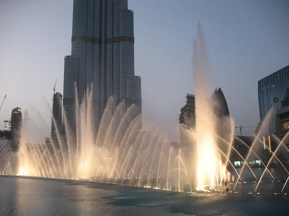 Burj Lake and the Dubai Fountain