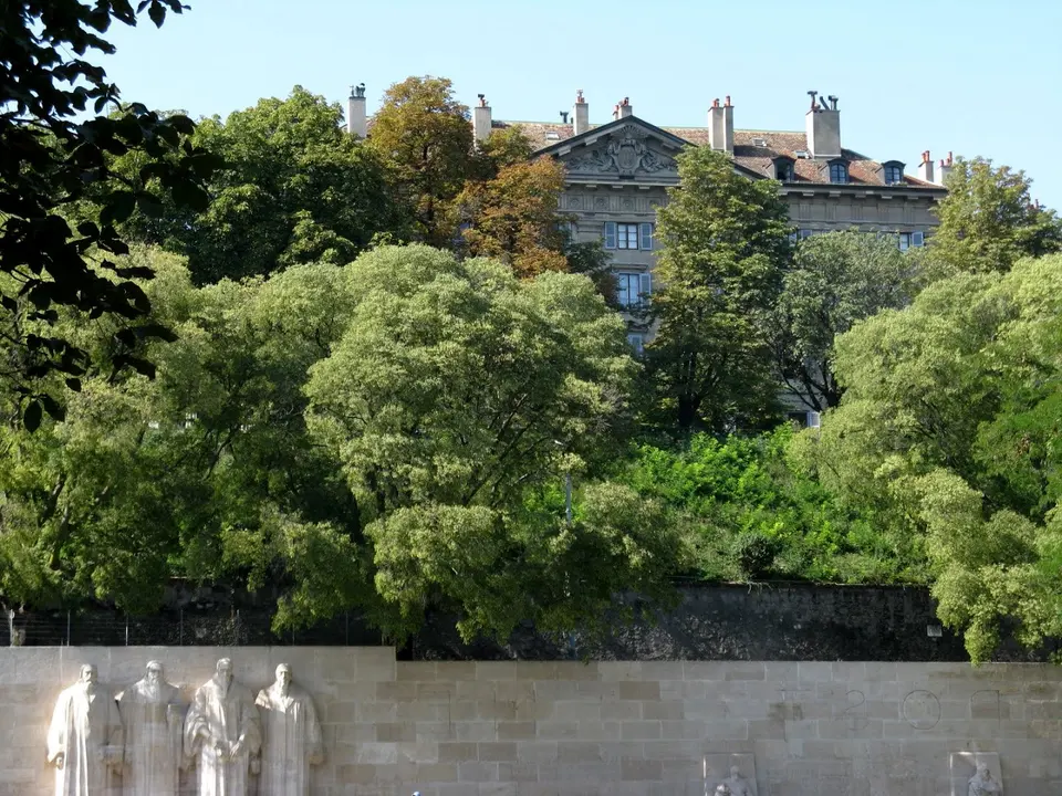 Parc des Bastions and Reformation Wall
