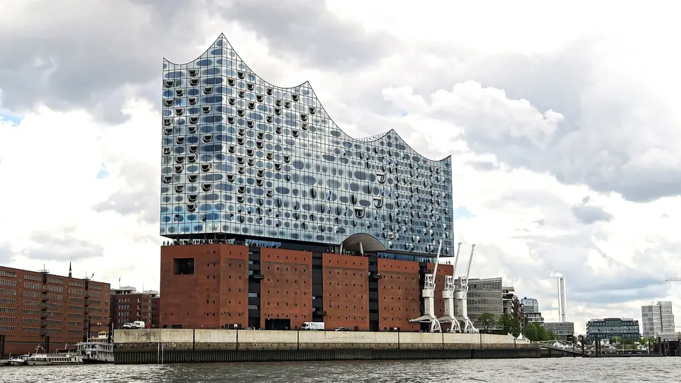 Elbphilharmonie Plaza
