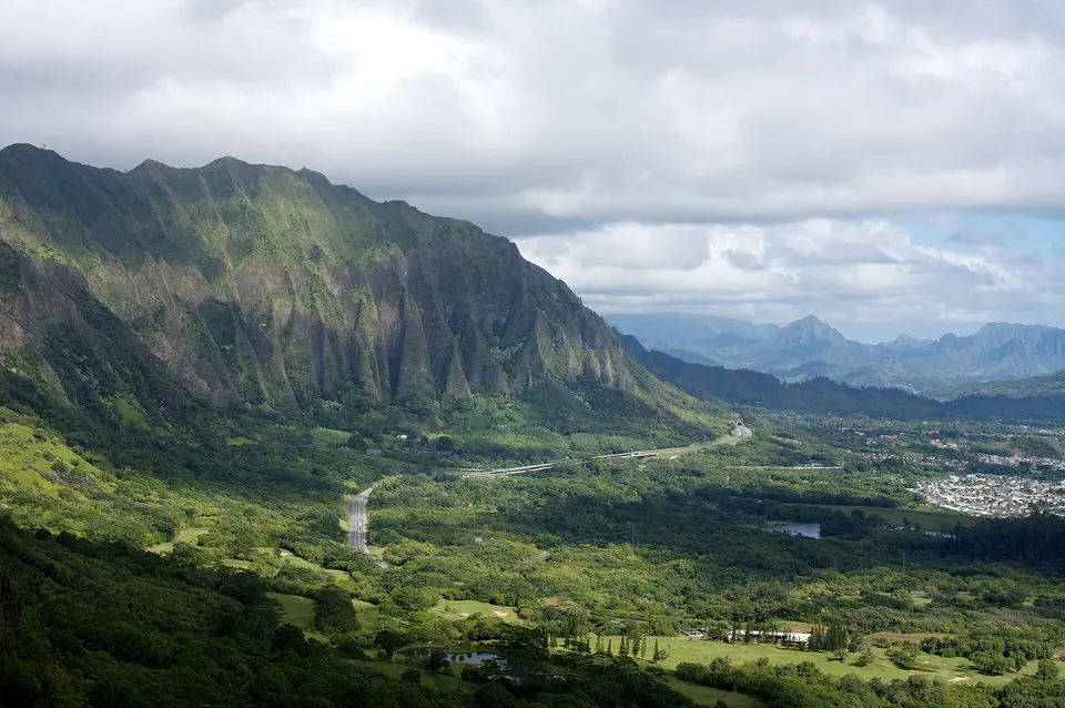 Nuʻuanu Pali Lookout