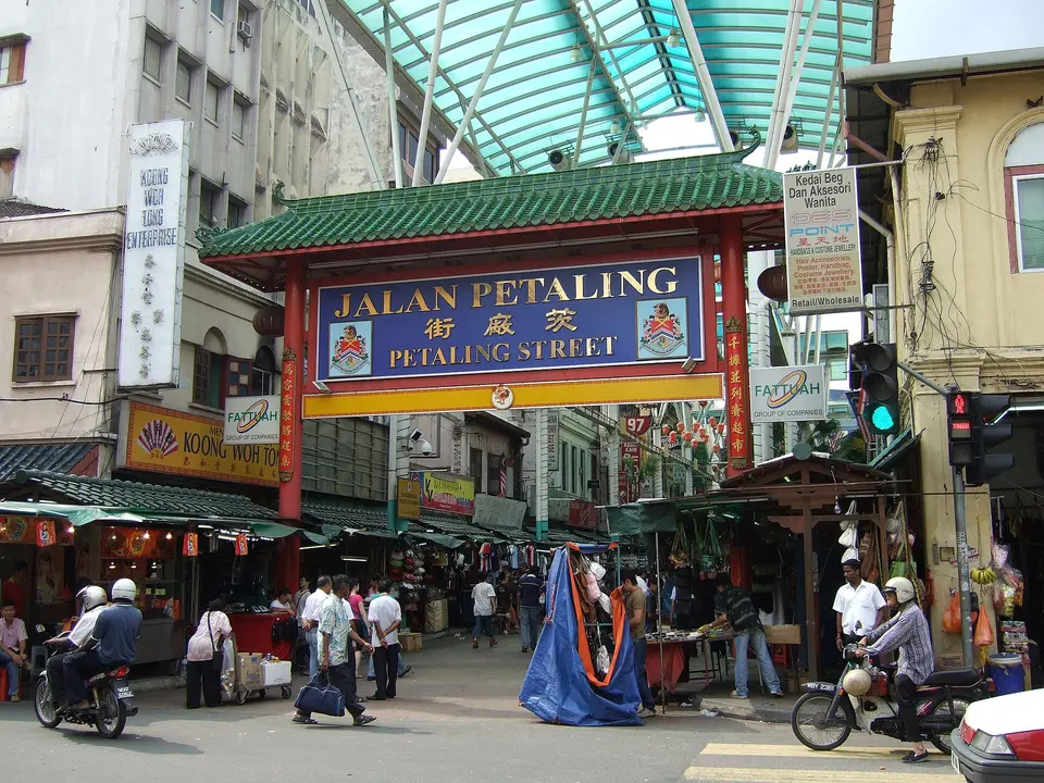 Petaling Street (Chinatown) and Kwai Chai Hong