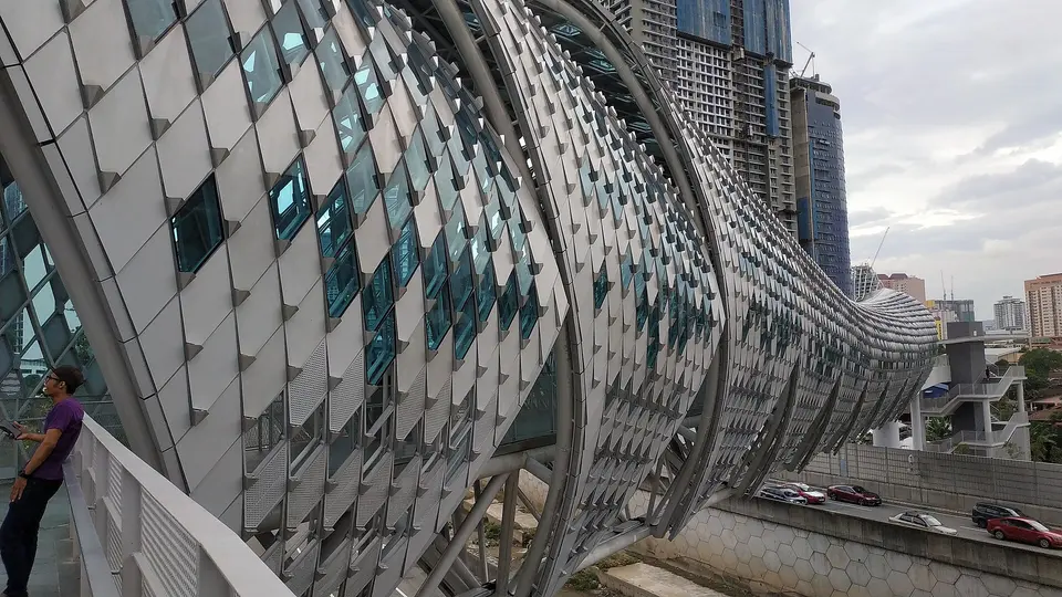 Saloma Link and Kampung Baru
