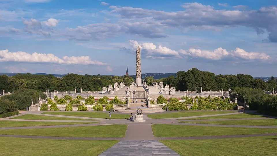 Frogner Park and the Vigeland sculptures