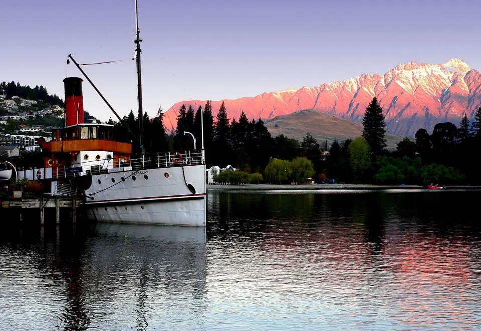 TSS Earnslaw and Walter Peak
