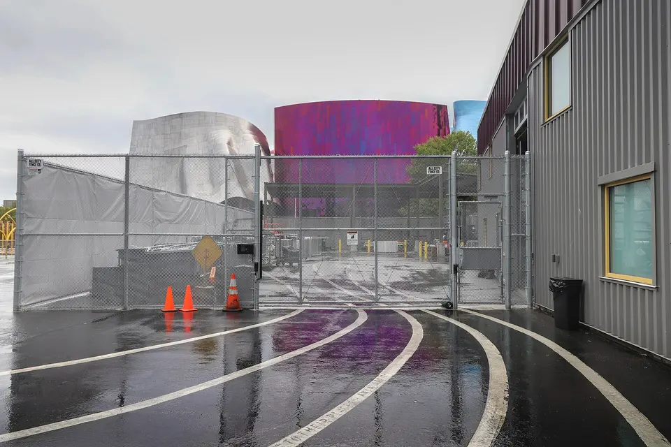 Museum of Pop Culture (MoPOP)