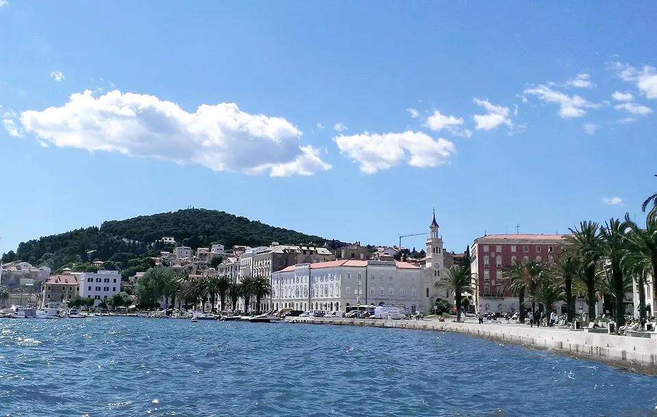 The Riva and the Prokurative
