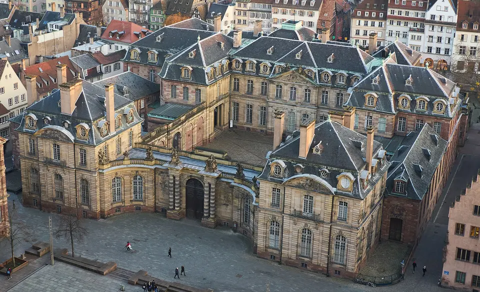 Palais Rohan: Decorative Arts Museum