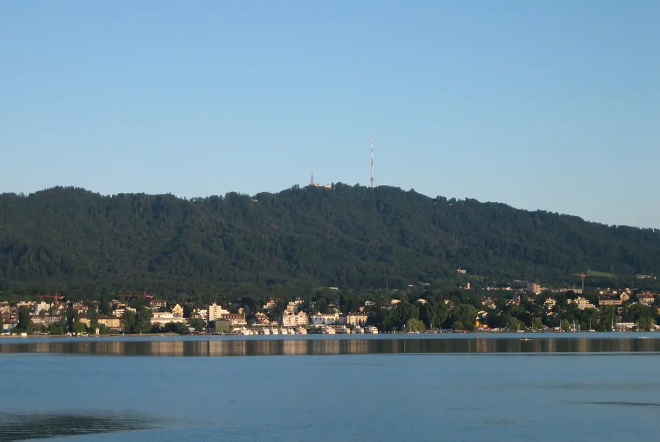 Uetliberg summit walk